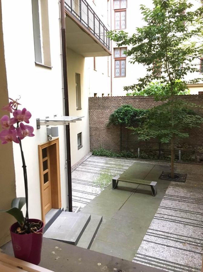 Kampa Park Apartment Praga Exterior foto